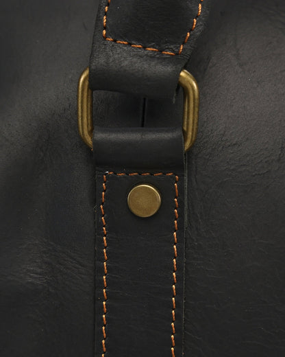 Montague Leder -Duffle